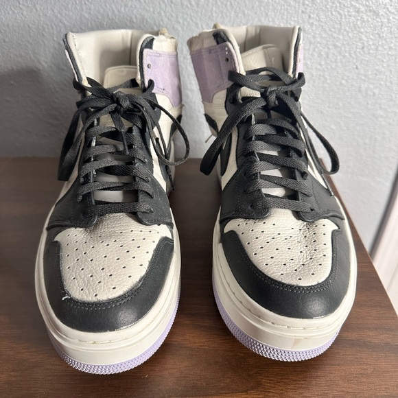 Nike Air Jordan 1. Women’s size 11. - Picture 2 of 11